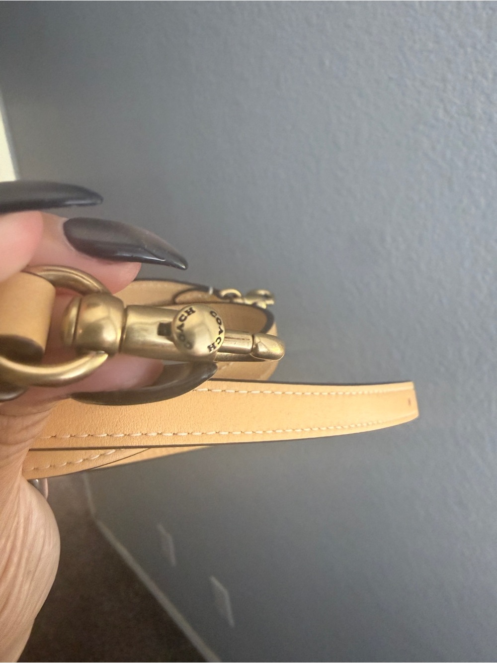 NEW Coach authentic crossbody strap in Vanilla - Picture 2 of 3